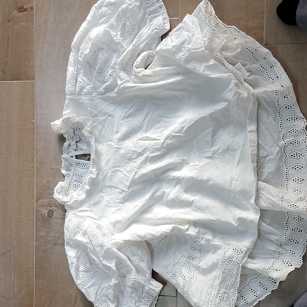Othilia anthropologie lace S small white t shirt
